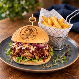 Szilvás BBQ pulled pork burger